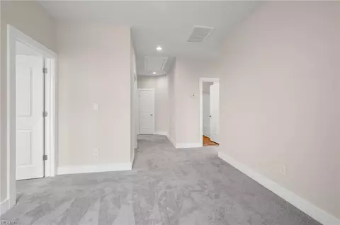 Entry Way - Mm Taft Rd, Chesapeake, VA 23322 photo 11 of 12
