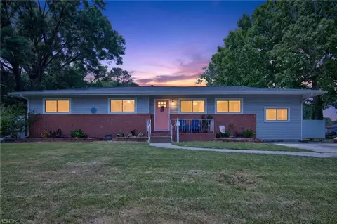 453 Caren Dr, Virginia Beach, VA 23452