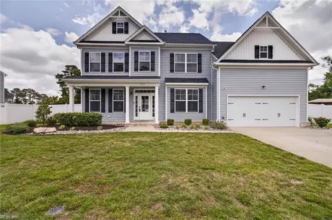 709 Renee Ln, Chesapeake, VA 23322
