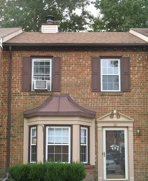 63 Colonial Way, Chesapeake, VA 23325