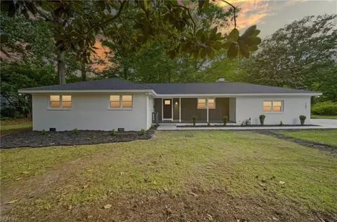 1301 Lakeside Rd, Virginia Beach, VA 23455