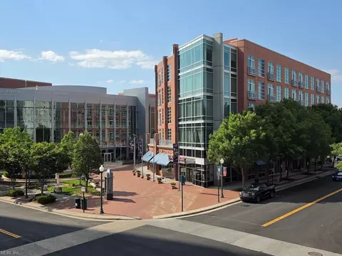 221 Market St #214, Virginia Beach, VA 23462