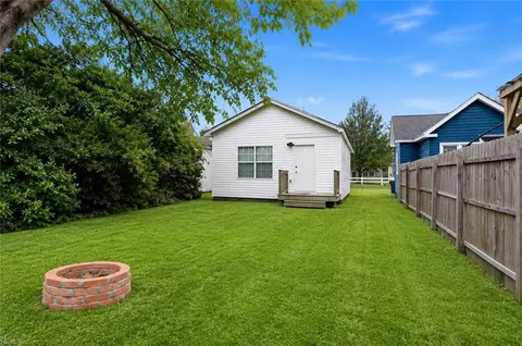 Exterior - 7 Central St, Hampton, VA 23663 photo 1 of 1