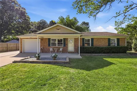 1217 Berwyn Rd, Virginia Beach, VA 23464