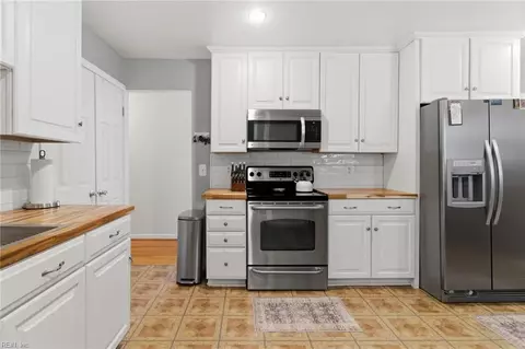 Kitchen - 232 Martha Lee Dr, Hampton, VA 23666 photo 1 of 5