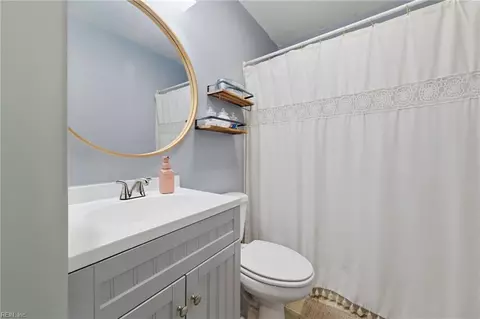 Bath - 232 Martha Lee Dr, Hampton, VA 23666 photo 2 of 2