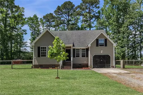120 Longhorn Dr, Moyock, NC 27958