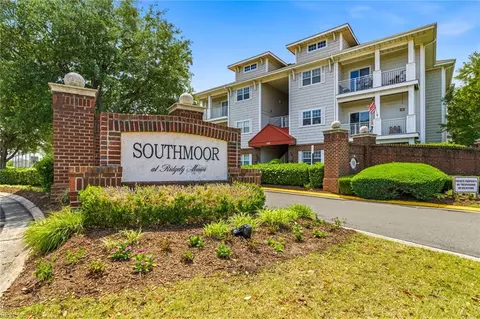 5304 Warminster Dr #303, Virginia Beach, VA 23455