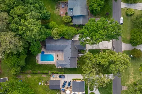 4341 Two Woods Rd, Virginia Beach, VA 23455