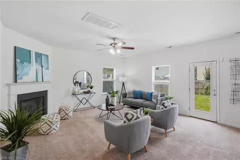 Living - 4126 Everett St, Chesapeake, VA 23324 photo 1 of 1