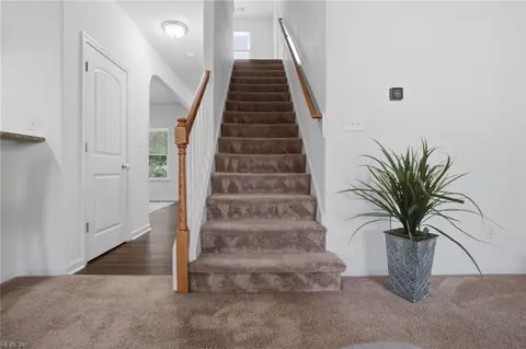 Entry Way - 4126 Everett St, Chesapeake, VA 23324 photo 5 of 5