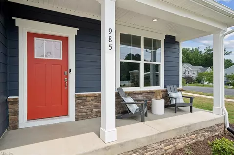 309 Riverview Rd, Chesapeake, VA 23322