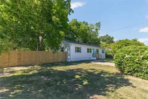 Exterior - 4832 82nd St, Hampton, VA 23605 photo 3 of 7