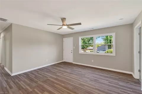 Living - 4832 82nd St, Hampton, VA 23605 photo 4 of 4