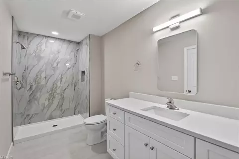 Bath - 4832 82nd St, Hampton, VA 23605 photo 1 of 6