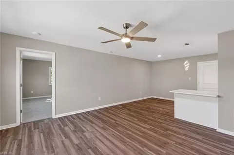 Living - 4832 82nd St, Hampton, VA 23605 photo 2 of 4