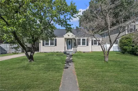 3221 Hyde Cir, Norfolk, VA 23513
