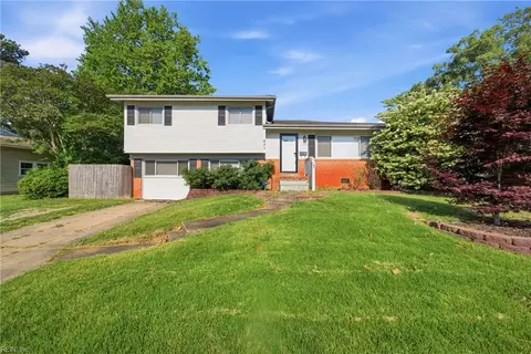 421 Cronin Rd, Virginia Beach, VA 23452