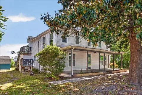 1407 Back Creek Rd, Seaford, VA 23696