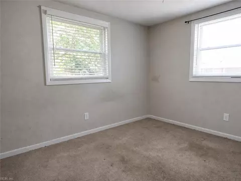 Bedroom - 1903 Seward Dr, Hampton, VA 23663 photo 2 of 4