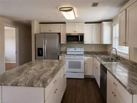 Kitchen - 1903 Seward Dr, Hampton, VA 23663 photo 1 of 2