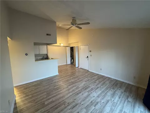Living - 65 Wells Ct #2, Hampton, VA 23666 photo 1 of 2