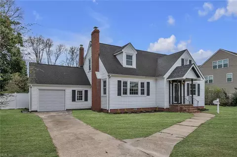 Exterior - 1263 W Queen St, Hampton, VA 23669 photo 2 of 5