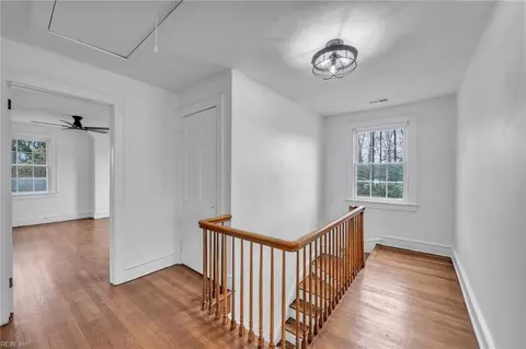 Entry Way - 1263 W Queen St, Hampton, VA 23669 photo 1 of 1