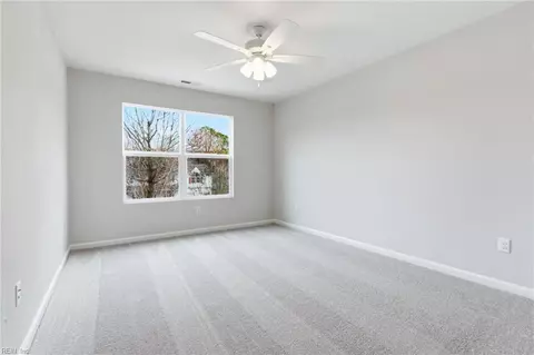 Bedroom - 2 Tiffany Ln, Hampton, VA 23664 photo 1 of 3