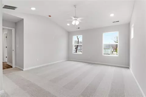 Other - 2 Tiffany Ln, Hampton, VA 23664 photo 4 of 11