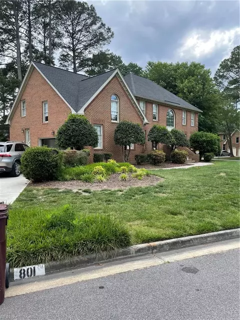 801 Pecan Forest Ct, Chesapeake, VA 23322