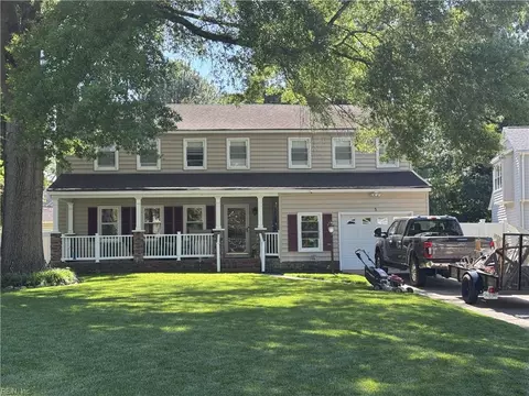 5 Deans Cir, Newport News, VA 23606