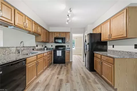 Kitchen - 3 Nicole Ct, Hampton, VA 23669 photo 2 of 2