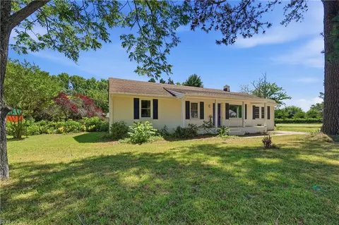 14291 Benns Church Blvd, Smithfield, VA 23430