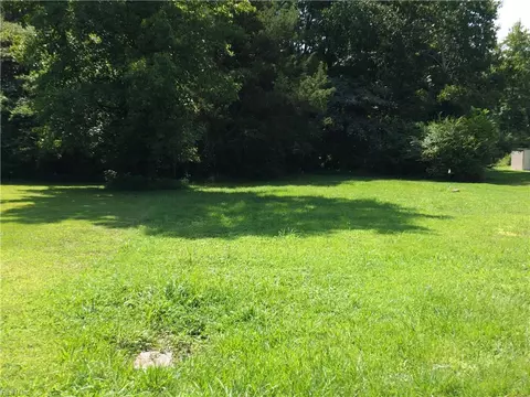 108 Pine St, Sussex County, VA 23888