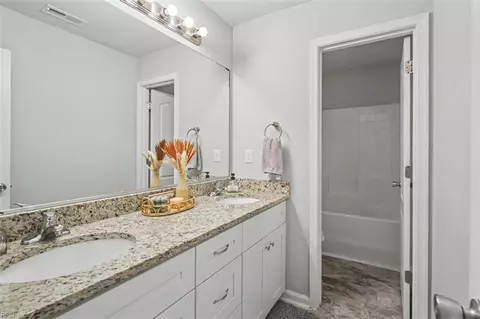 Entry Way - 509 Owens St, Hampton, VA 23669 photo 5 of 5