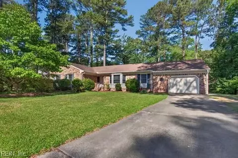 3004 Royal Ct, Chesapeake, VA 23321