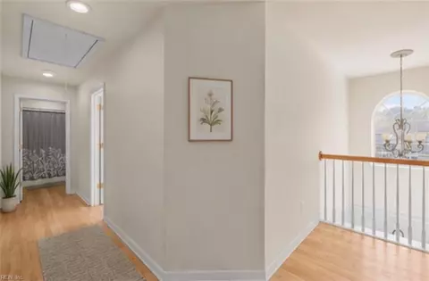 Entry Way - 725 Beach Rd, Hampton, VA 23664 photo 2 of 2