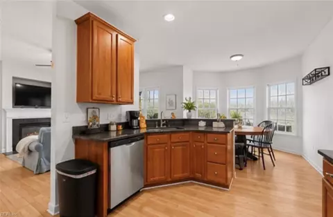 Kitchen - 725 Beach Rd, Hampton, VA 23664 photo 3 of 3