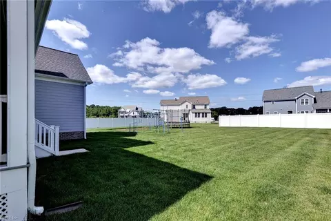 Exterior - 105 Goffigans Trce, Tabb, VA 23693 photo 6 of 8