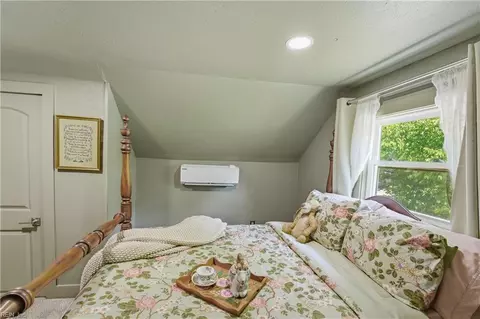 Bedroom - 23 Clover St, Hampton, VA 23669 photo 6 of 6