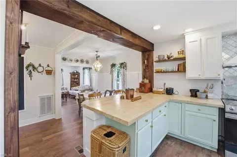 Kitchen - 23 Clover St, Hampton, VA 23669 photo 7 of 7