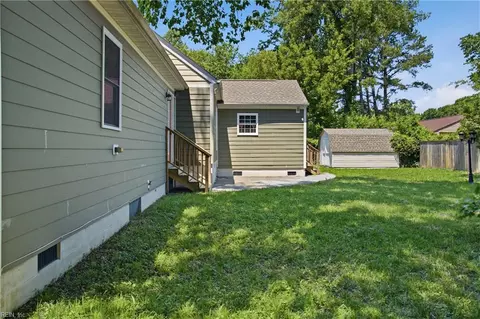Exterior - 23 Clover St, Hampton, VA 23669 photo 5 of 6