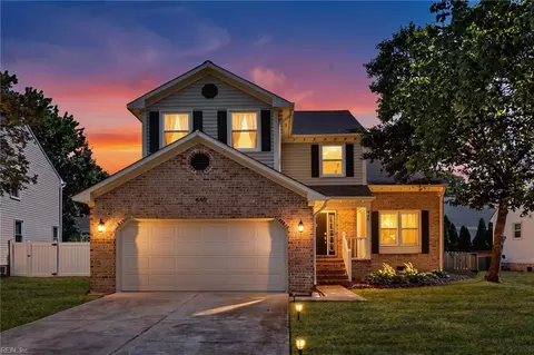 445 Broad Bend Cir, Chesapeake, VA 23320