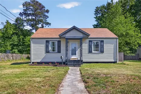630 Sterling St, Newport News, VA 23605