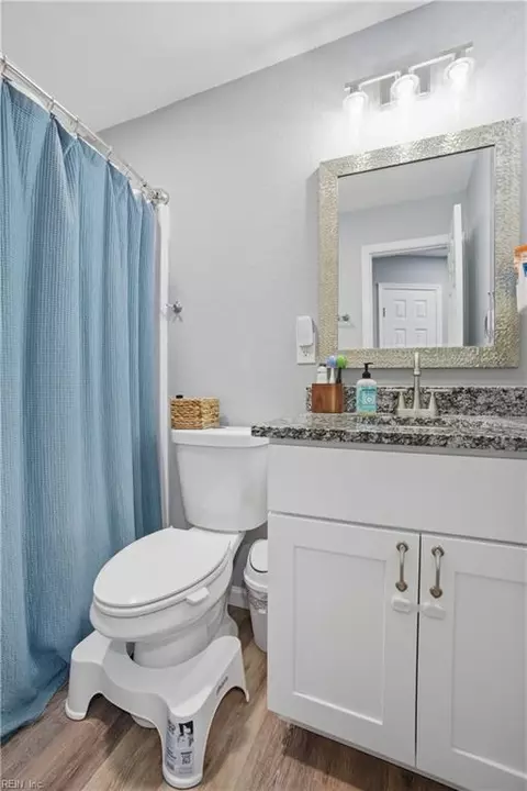 Bath - 4416 Greendell Rd, Chesapeake, VA 23321 photo 7 of 7