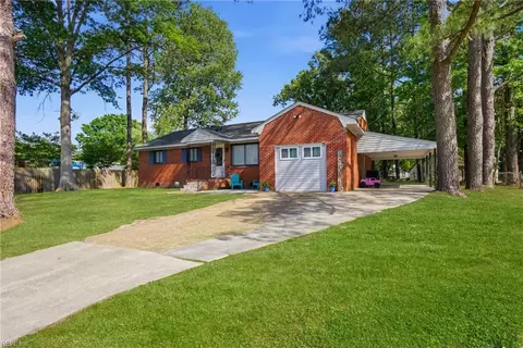 Exterior - 4416 Greendell Rd, Chesapeake, VA 23321 photo 3 of 11