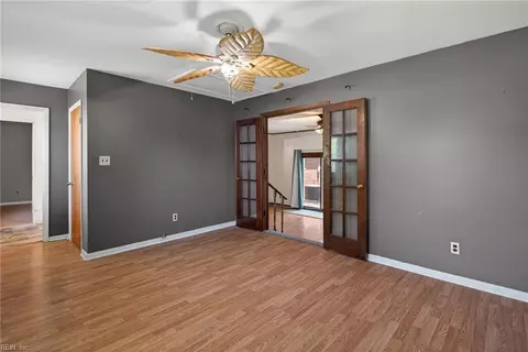 Living - 200 Valirey Dr, Hampton, VA 23669 photo 5 of 5