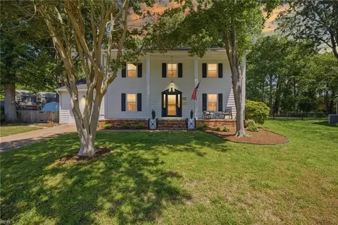 729 Lexington Cir, Newport News, VA 23602