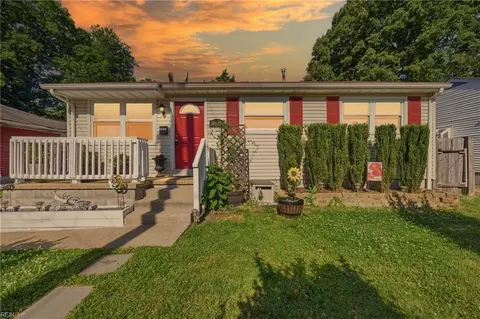 8913 Hastings St, Norfolk, VA 23503
